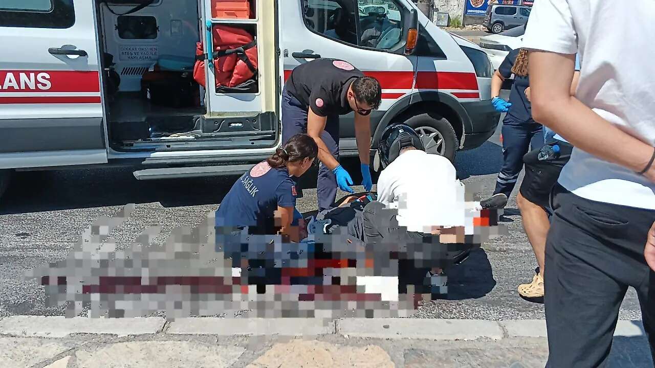 Muğla’da Korkutan Motosiklet Kazası, Sürücü Ağır Yaralandı 4